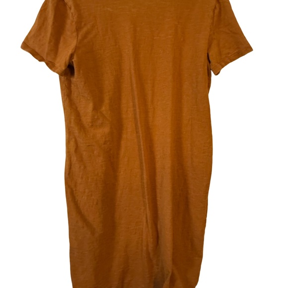 Universal Thread Rust T-Shirt - Picture 2 of 3